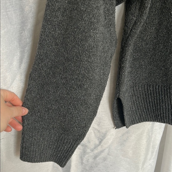 Embellished Women's Sweater - Picture 4 of 8